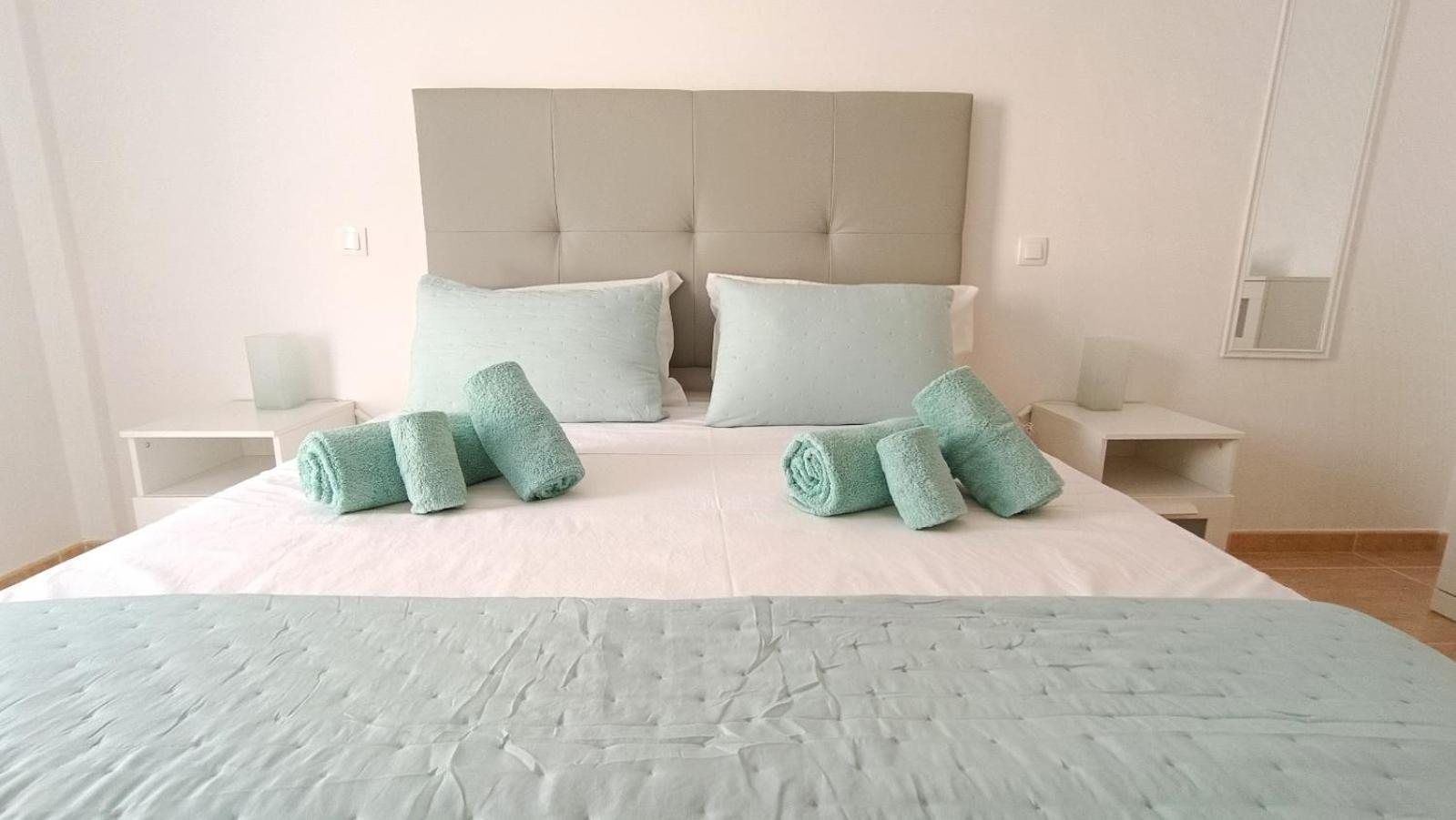 Green Waves Apartment คอร์ราเลโฮ ภายนอก รูปภาพ